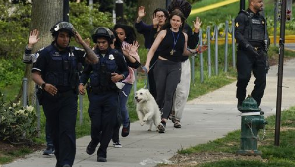 Suspect in sniper-style shooting in Washington, D.C., kills himself, police say – The Boston Globe