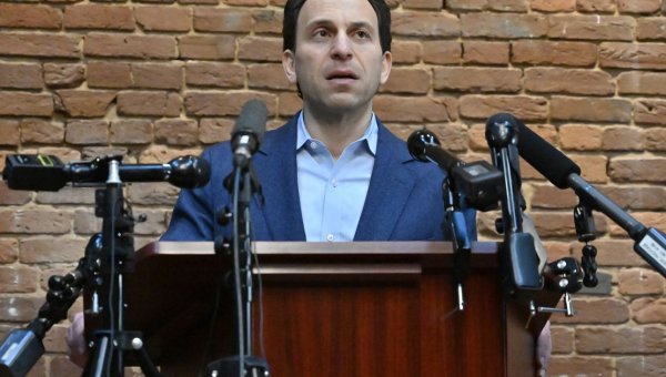 Louisville mayor candidate: Gunman aimed directly at me