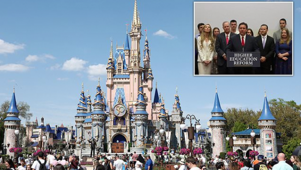 DeSantis decides THIS WEEK whether to rip up Disney district status