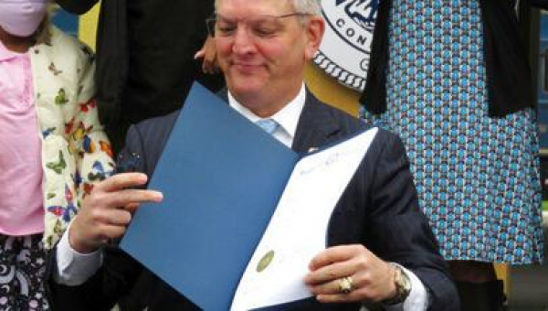 Man whose arrest led to ‘separate but equal’ is pardoned