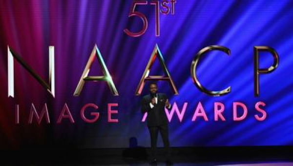 Jennifer Hudson wins top honor at 53rd NAACP Image Awards