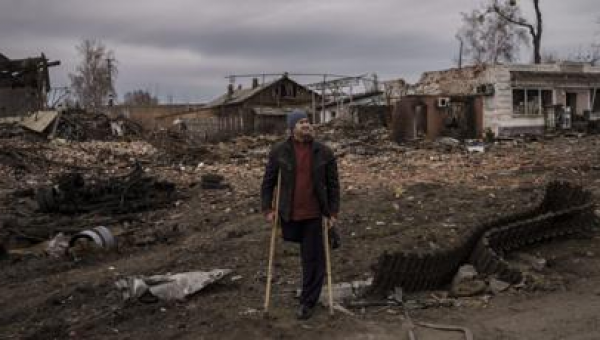 Live updates: Zelenskyy: 7 dead in southern Ukraine strike