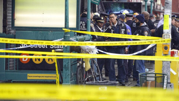 13 injured, including at least 5 shot, at NYC subway station in Brooklyn