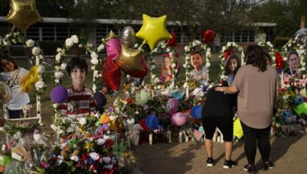 Texas police: School door shut but didn’t lock before attack