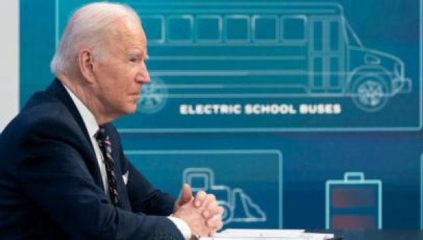 Biden calls for federal and state gas tax holidays, a move critics call a ‘gimmick’