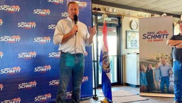 Missouri AG Schmitt decisively wins Republican nomination for U.S. Senate