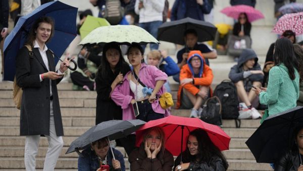 Queen Elizabeth II’s health: Live updates