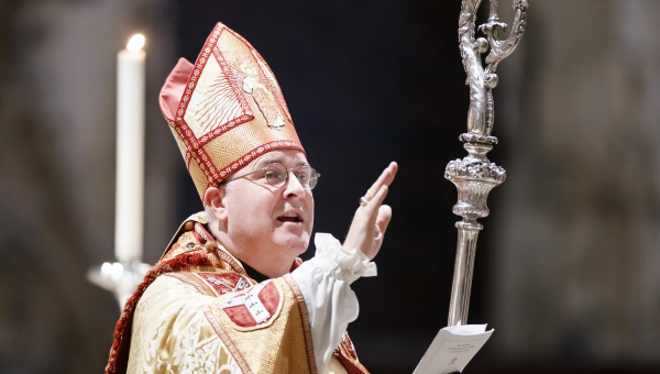 Those in public life should act with integrity, Archbishop of York suggests