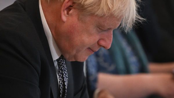 Cabinet ministers demand Boris Johnson quits No 10