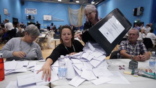 Conservatives lose 2 races in U.K., adding to pressure on Johnson – The Boston Globe