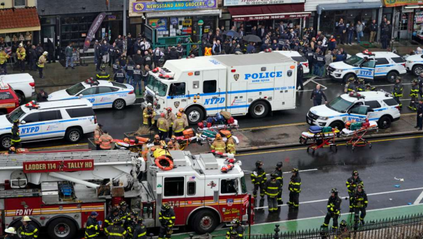 At least 10 people shot after gunman opens fire on Brooklyn subway
