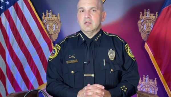 Bexar Sheriff to investigate migrants ‘lured’ into flight from San Antonio to Florida, Martha’s Vineyard