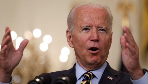 Trump Hilariously Rips Biden in Ohio Rally [WATCH}