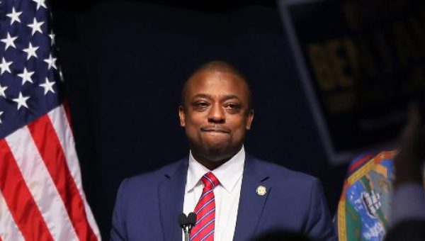 NY Lt. Gov. Resigns After Arrest and Indictment in Alleged Bribery Scheme | VIDEO