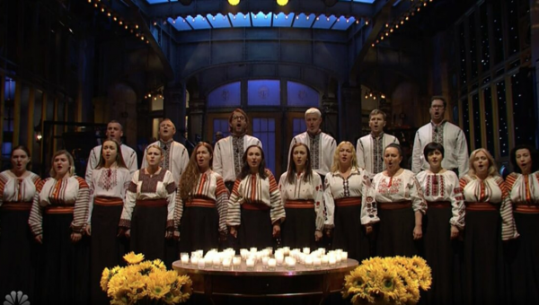 ‘SNL’ Opens the Show With a Performance by the Ukrainian Chorus