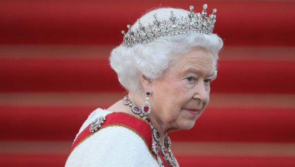 Queen Elizabeth live updates: Queen’s children follow coffin to St. Giles’ Cathedral – WFIN Local News