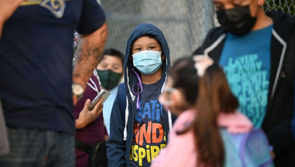 Face masks during the COVID-19 pandemic Img