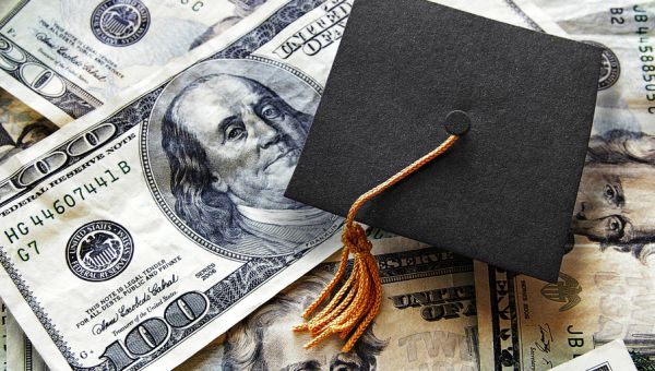 Illinois will feel weight of student loans decision more than most states