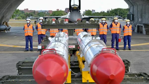 Pentagon approves $1.B arms sale to Taiwan