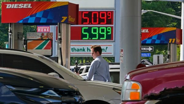 Manufacturers, transportation groups push back on Biden gas tax proposal