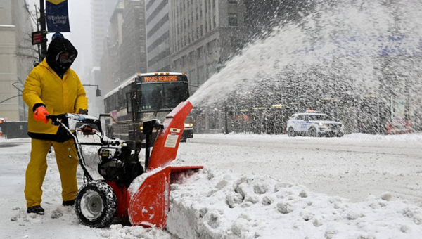 Powerful nor’easter slams East Coast bringing heavy snow and strong winds to millions