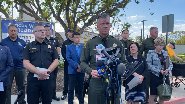 Gunman Kills 1, Wounds 5 at OC Church Before Congregants Hogtie Him - MyNewsLA.com