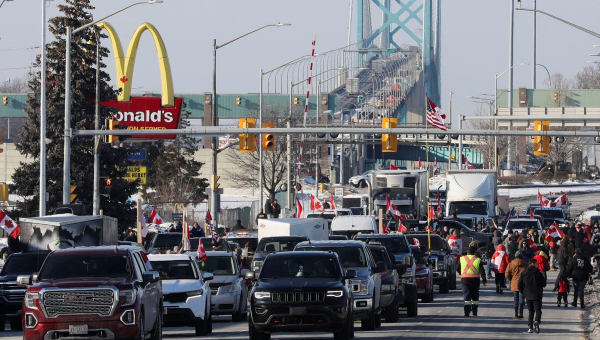 White House says Ambassador Bridge blockade ‘poses a risk to supply chains’