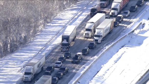 Drivers spend night on freezing US interstate motorway after heavy snows