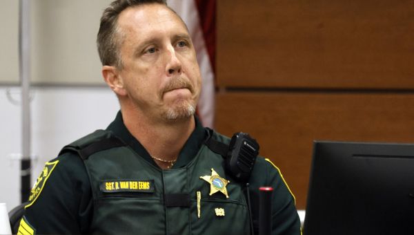 AR-15 style rifle Img