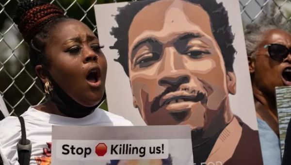 Charges Dropped Against Officers In Rayshard Brooks’ Death | Chicago Defender