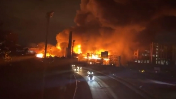 Fire breaks out at New Jersey chemical plant, nearby residents evacuated — Sott.net