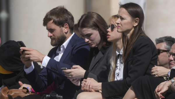 Wives of Mariupol defenders to pope: ‘You are our last hope’ | WTOP News