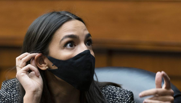 AOC tries to dunk on DeSantis over “vacation.” It doesn’t go well