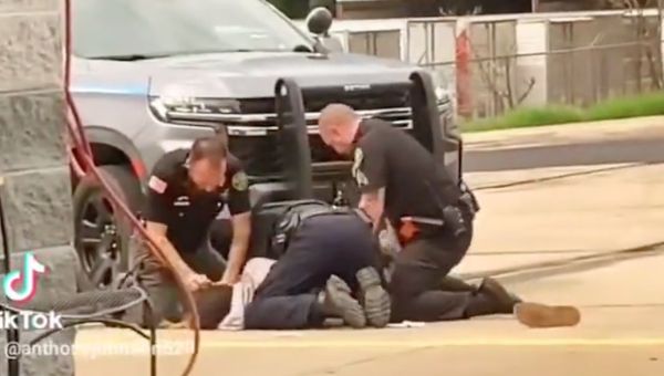 3 Arkansas cops have been suspended for horrifying police brutality caught on tape