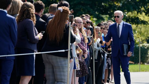 Democrats show reluctance to campaign with Biden