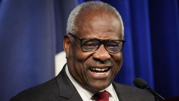 Clarence Thomas wants SCOTUS to “correct the error” of legal gay marriage