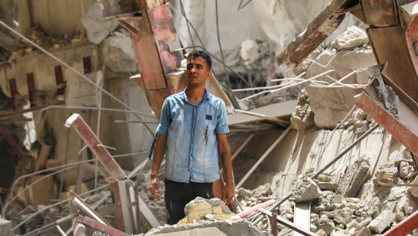 Iran building collapse kills 11 as mayor and others detained