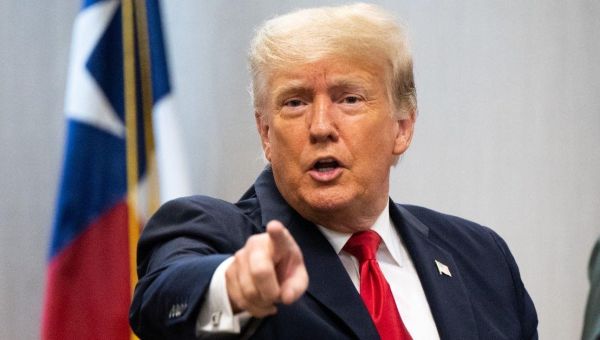 Proof Of More Crimes? FBI Discovered Empty ‘Classified’ Folders In Donald Trump Mar-a-Lago Investigation