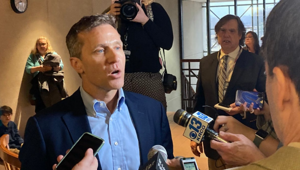 New allegations against Greitens draw fresh criticism from Republicans, calls to drop out