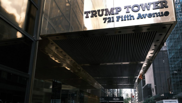 Donald Trump takes new $100 million loan on Trump Tower; re-fi was handled by San Diego bank headed by GOP donor