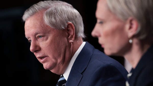 Lindsey Graham hit with bipartisan blowback after calling on Russians to assassinate Putin: ‘Exceptionally bad idea’