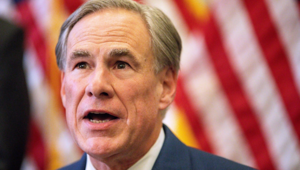 Greg Abbott’s D.C. Migrant Bus Is a Dehumanizing Political Stunt