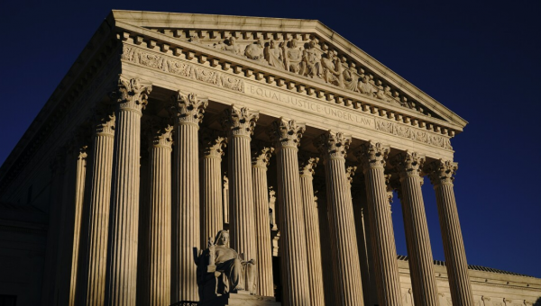 Supreme Court rules death row inmates can receive prayer and touch during execution
