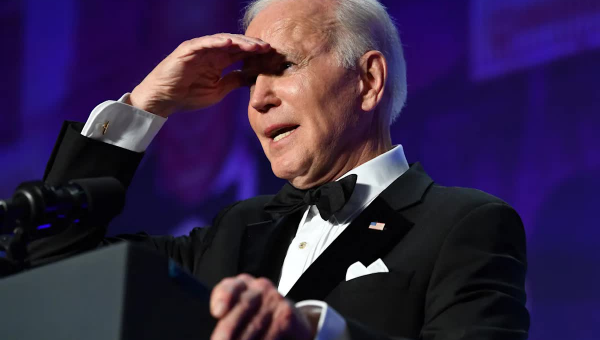 Student loan forgiveness is ‘up to the White House,’ Federal Student Aid COO says