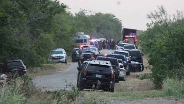 At least 46 people found dead inside tractor trailer in San Antonio