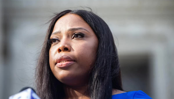 Sen. Katrina Robinson expulsion: What we know