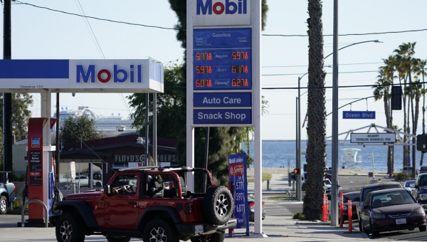 California lawmakers propose $400 rebate to offset rising prices
