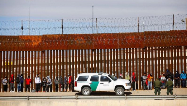 Federal Judge Blocks Biden from Ending Title 42