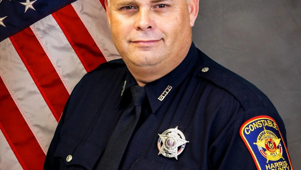 Houston deputy shot and killed during early morning traffic stop