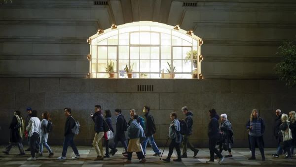 queen funeral watch live coffin queue lying state elizabeth
